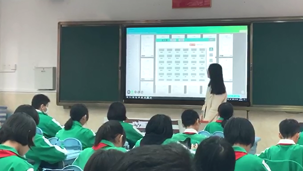 執(zhí)信中學(xué)琶洲實(shí)驗(yàn)學(xué)校云蝶紙筆交互系統(tǒng)上線，課堂迎來(lái)哪些變化？