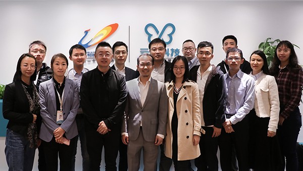 博實樂教育集團領導蒞臨云蝶科技參觀指導