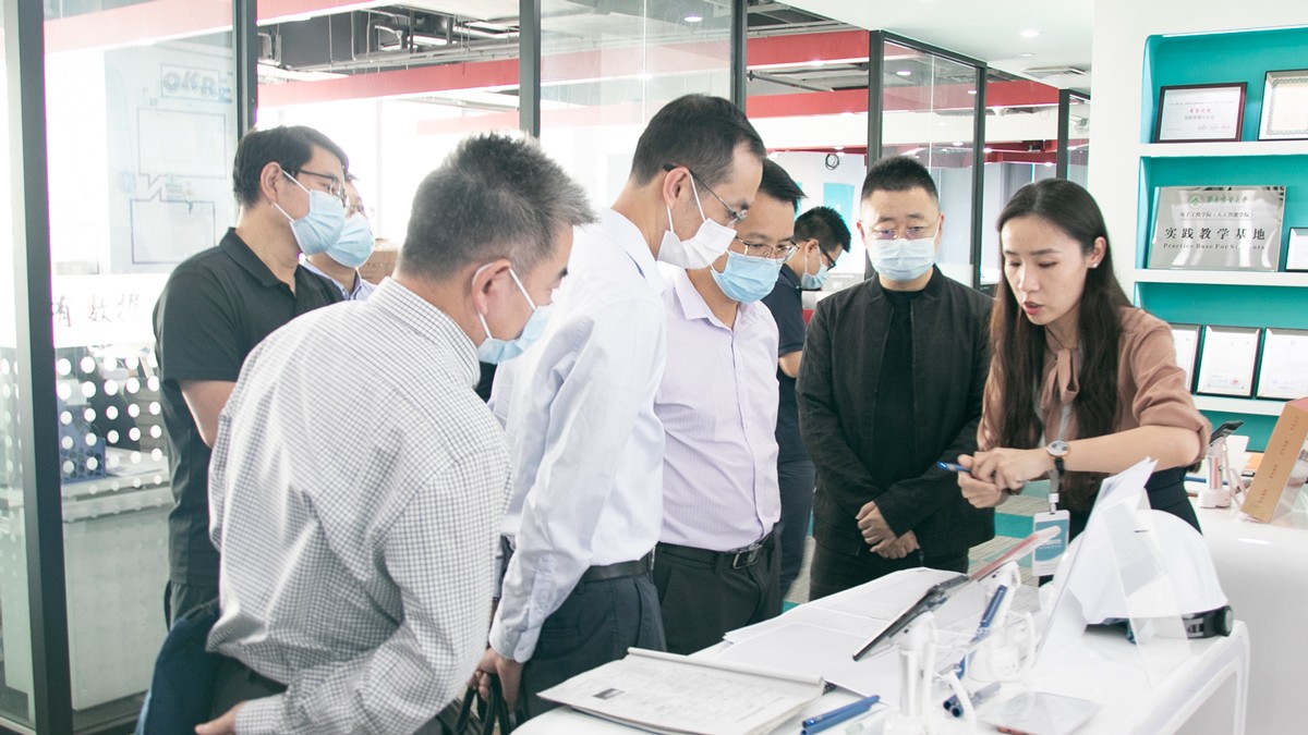廣東省委改革辦、廣州市委政研室聯(lián)合調(diào)研組一行到訪云蝶科技